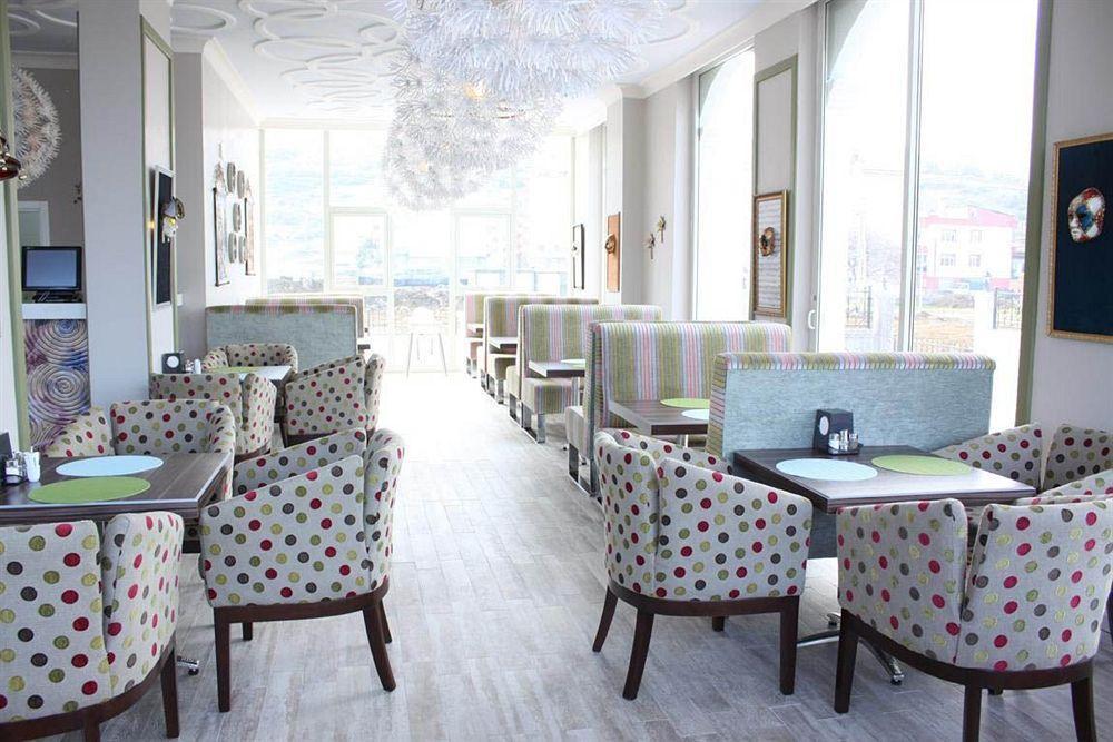 Grand Atakum Hotel Самсун Екстериор снимка