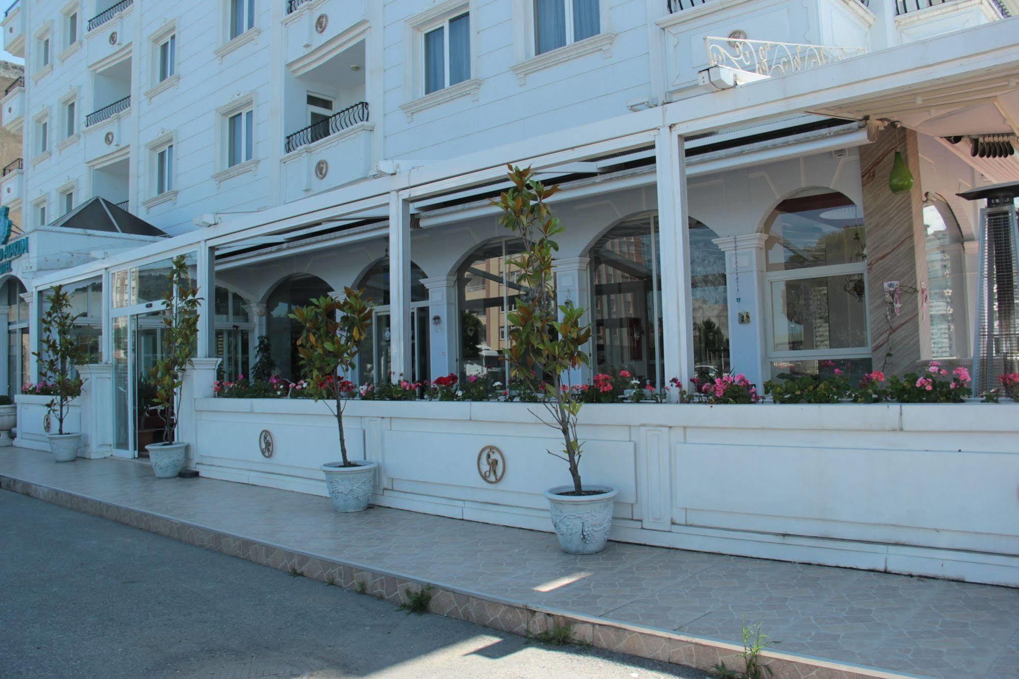 Grand Atakum Hotel Самсун Екстериор снимка